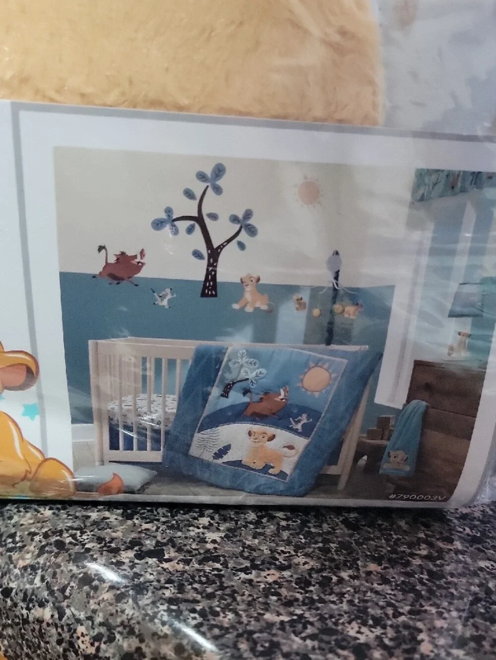 Disney Baby Tan & White 3-Piece Crib Set